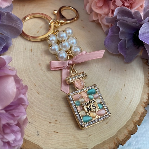 Chic Crystal Gemstone Perfume Bottle Keychain Charm - Picture 5 of 10
